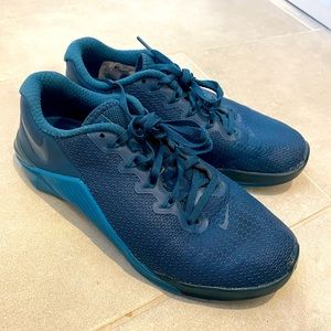 Blue Nike Metcon 5